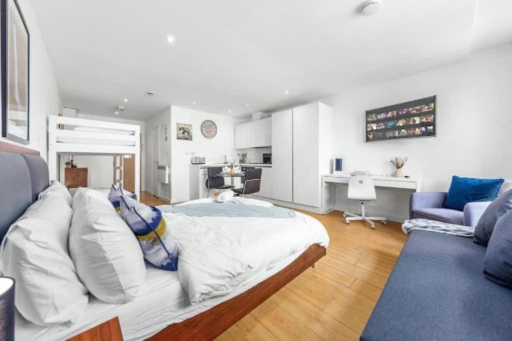 1 Bedroom Flat Piccadilly Sleep 7 In London Vr10 ภายนอก รูปภาพ